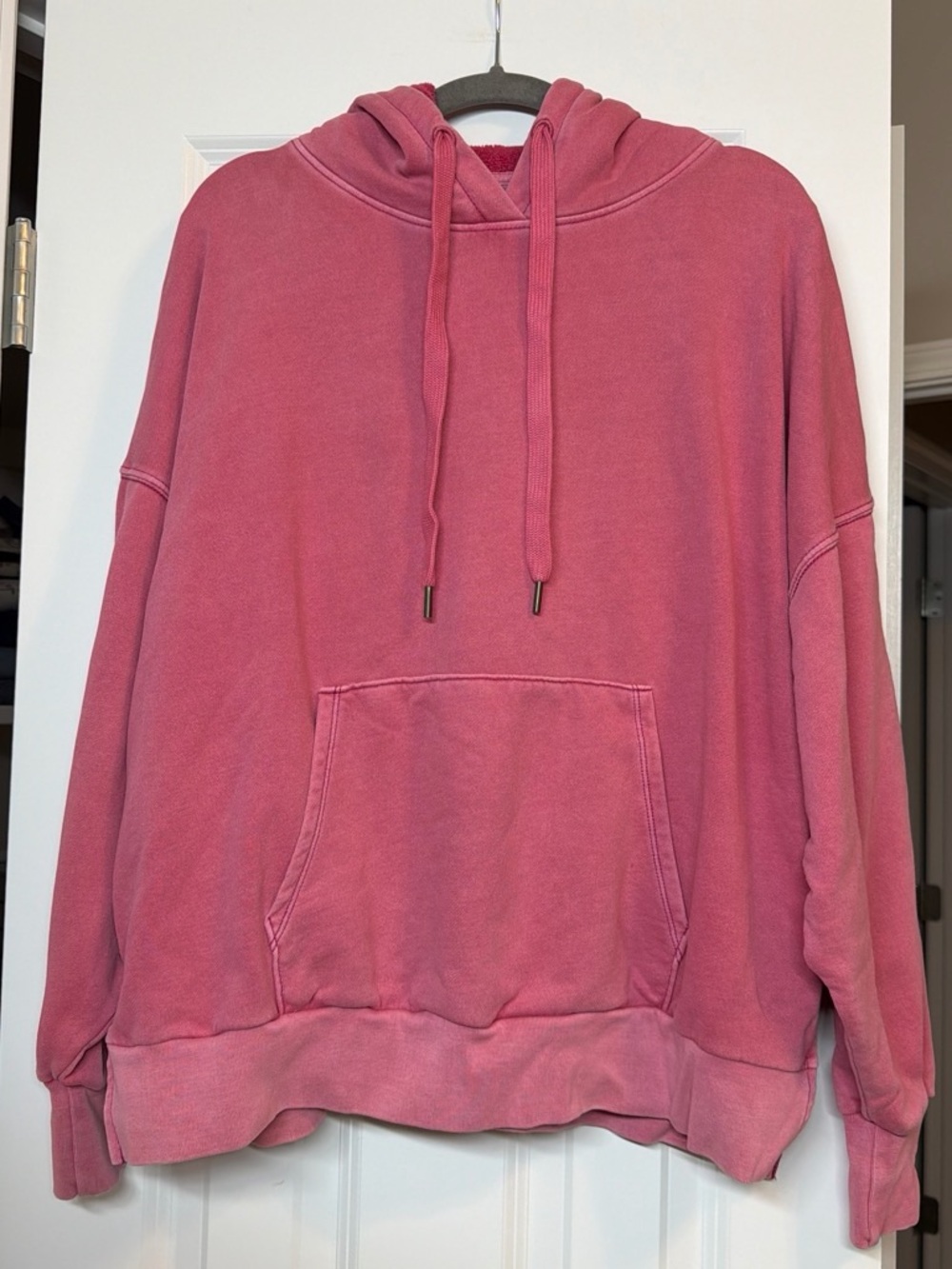 American Eagle Outfitters Rose-Pink Pullover Hoodie